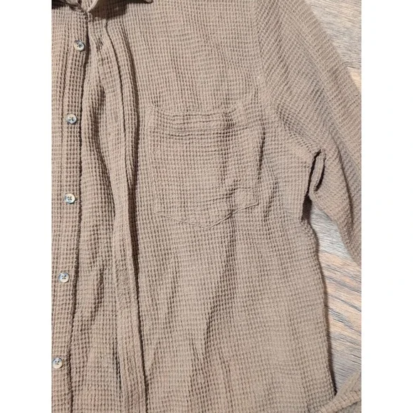 Cotton on Garments Men's Button Down Shirt Waffle Brown Small - Picture 4 of 16